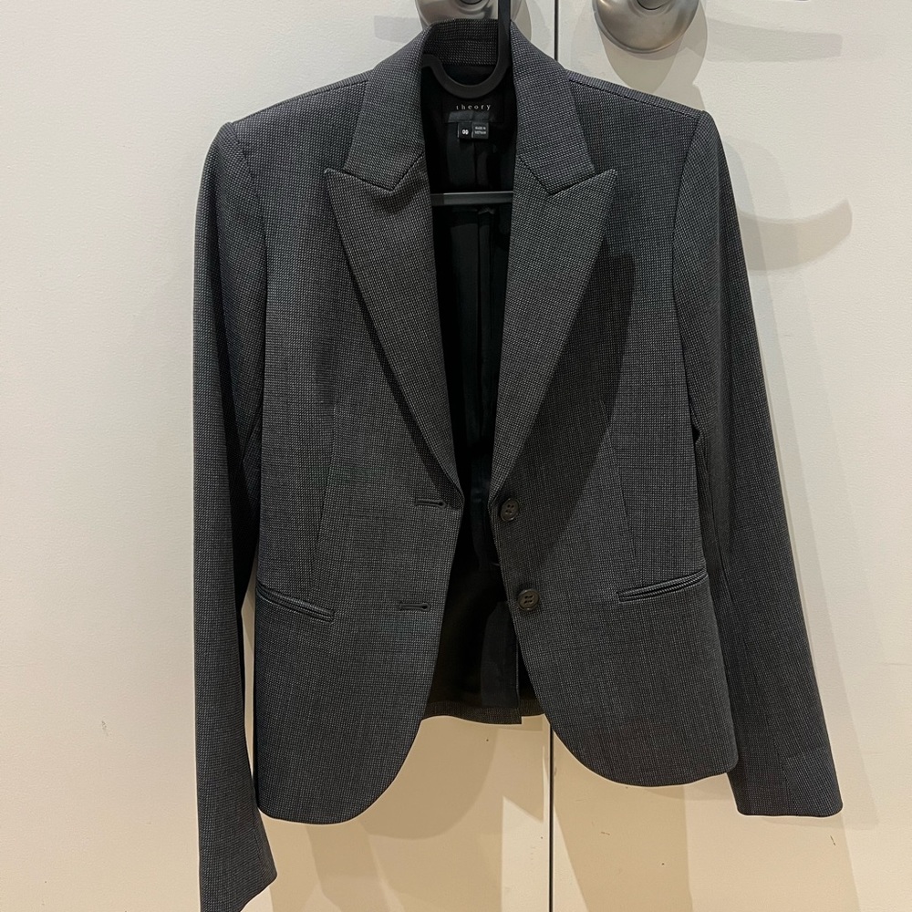 Theory Blazer NWOT